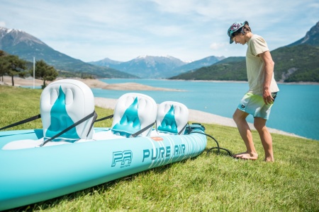 Надувная байдарка Kayak Glider-475 475x83х42см,3 весла, 3 сиденья, киль, до 230кг